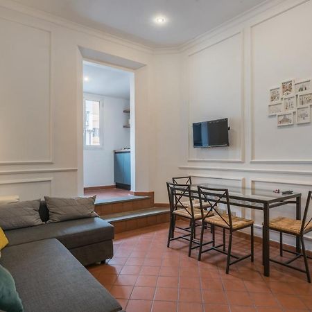 شقة Joivy Trevi Fountain'S Relais روما المظهر الخارجي الصورة